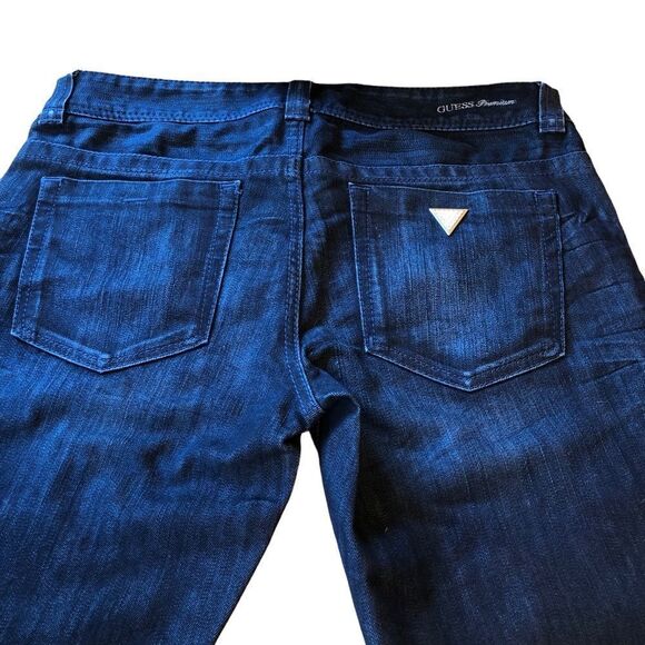 𝅺guess Original Premium Dark Wash Jeans EUC - Picture 12 of 15